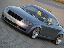 AUDI TT.jpg